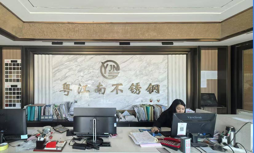 武漢課桌椅廠家